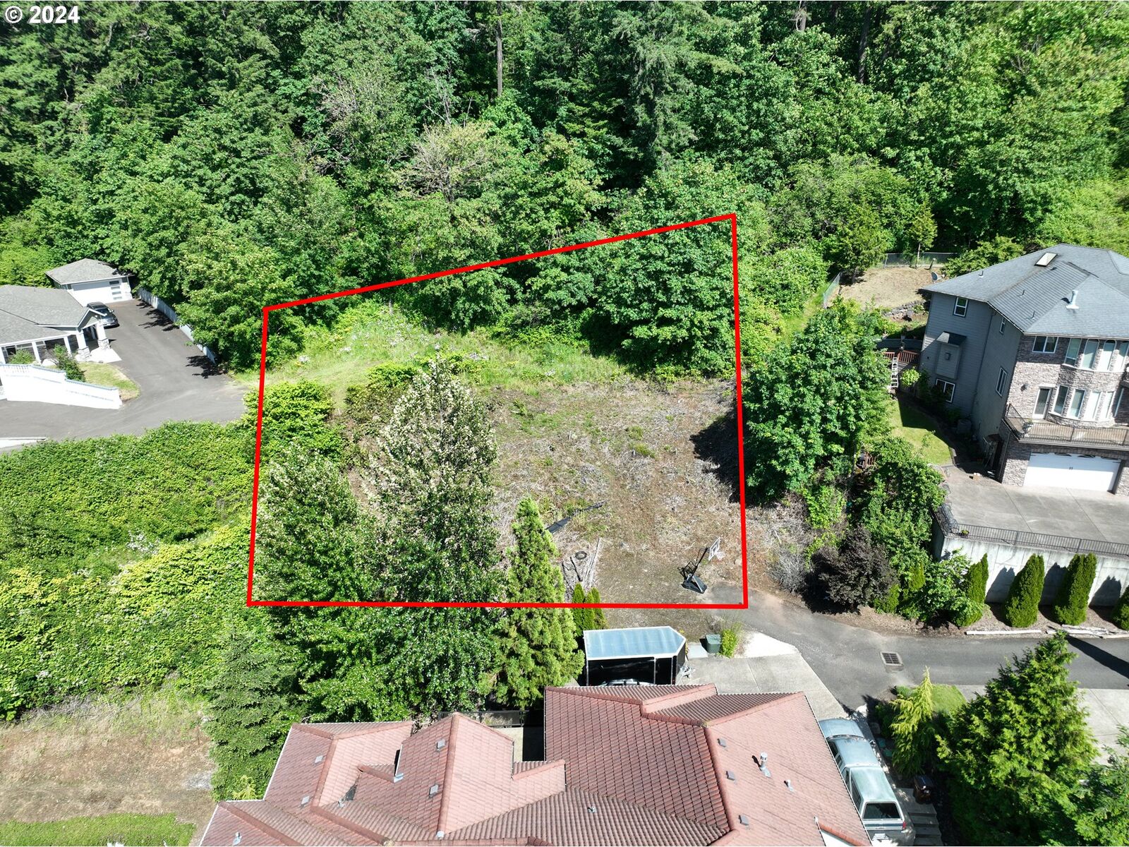Property Photo:  9380 SE Emmert View Ct  OR 97086 