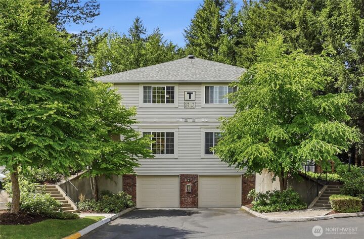 Property Photo: 10909 Avondale Road NE T177 WA 98052