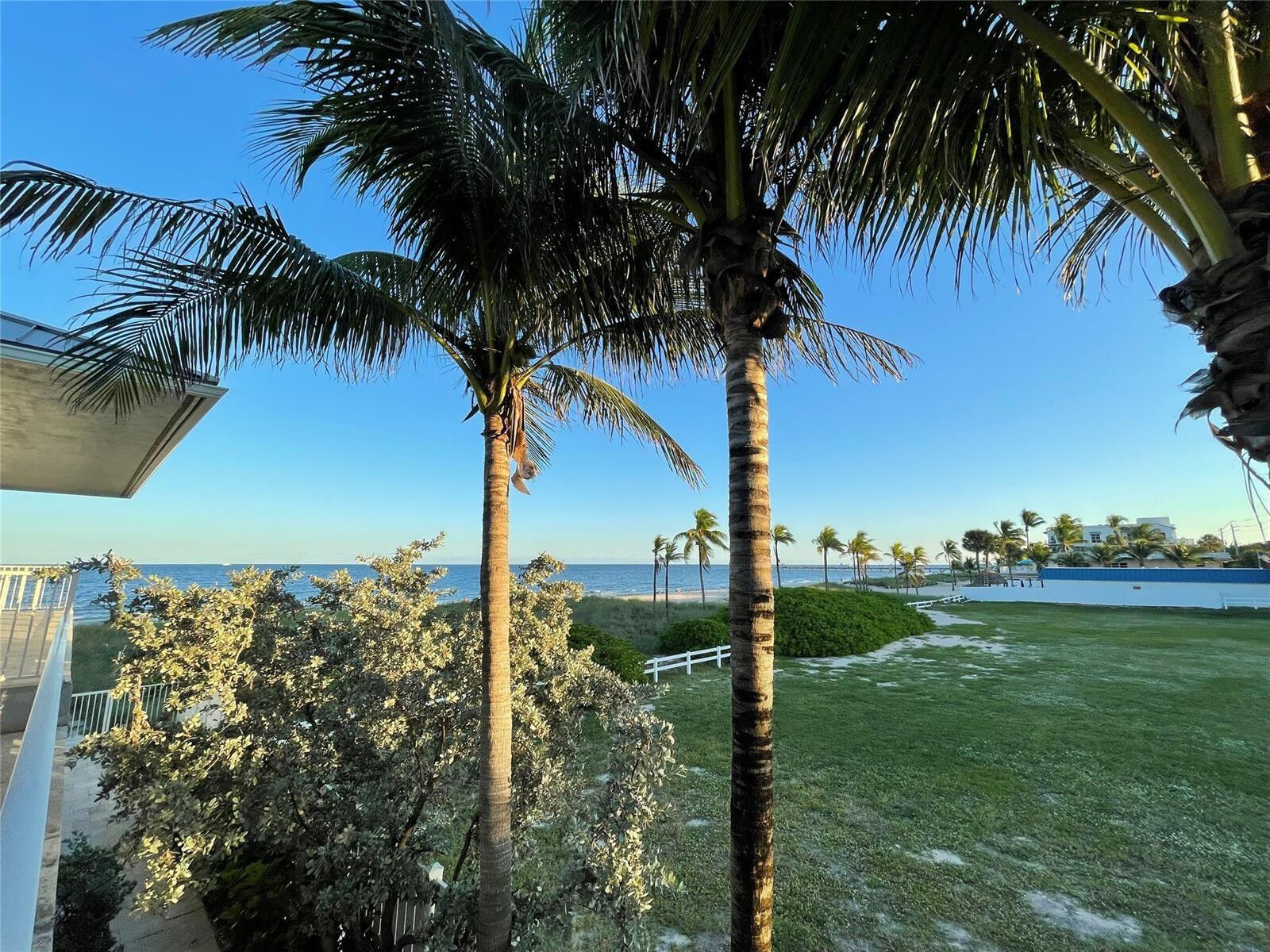 Property Photo:  4564 El Mar Drive 5  FL 33308 