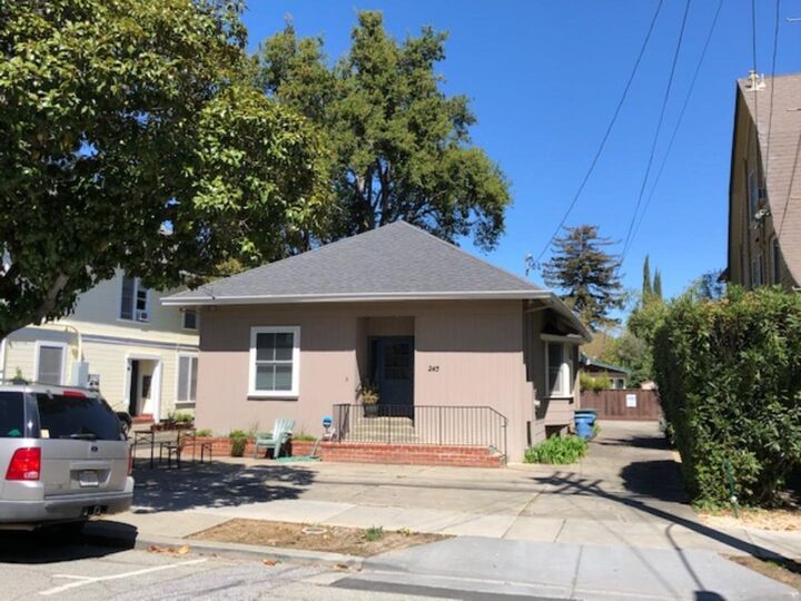 Property Photo:  245 Emerson Street A  CA 94301 