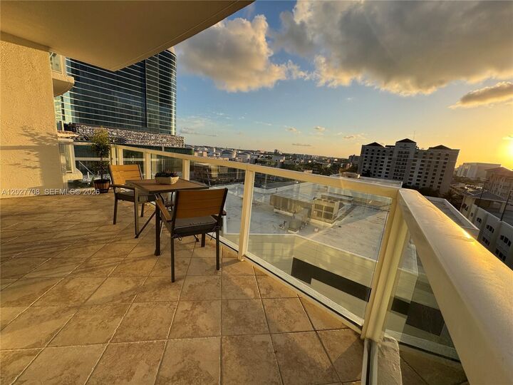 Property Photo: 1819 SE 17th St 912 FL 33316