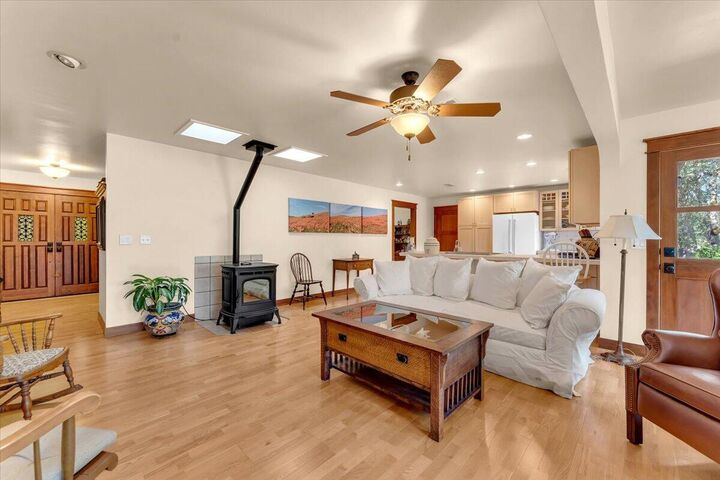 Property Photo:  21880 Oak Meadow Road  CA 96073 