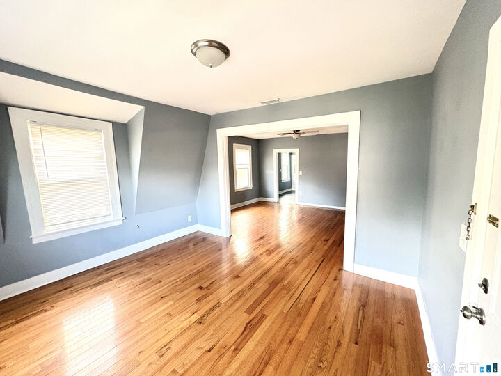 Property Photo:  120 Wilcox Avenue 3  CT 06451 