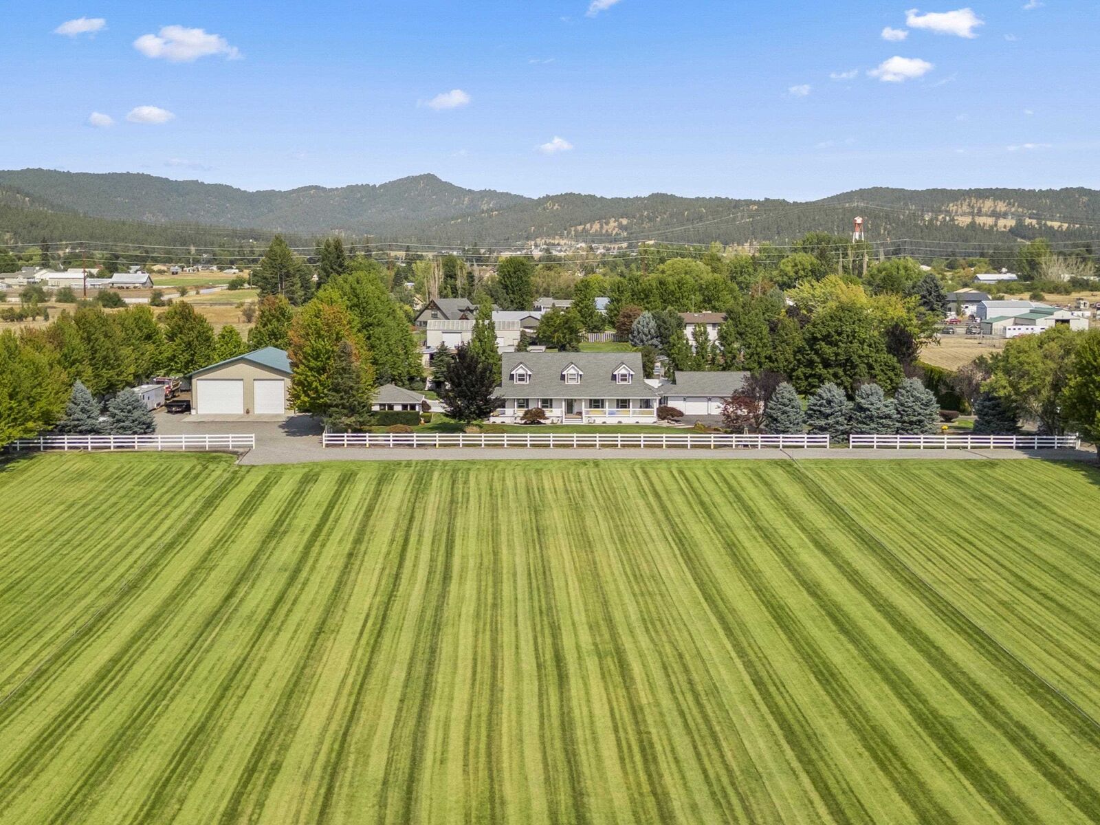 Property Photo: 3333 N Ashton Rd WA 99027