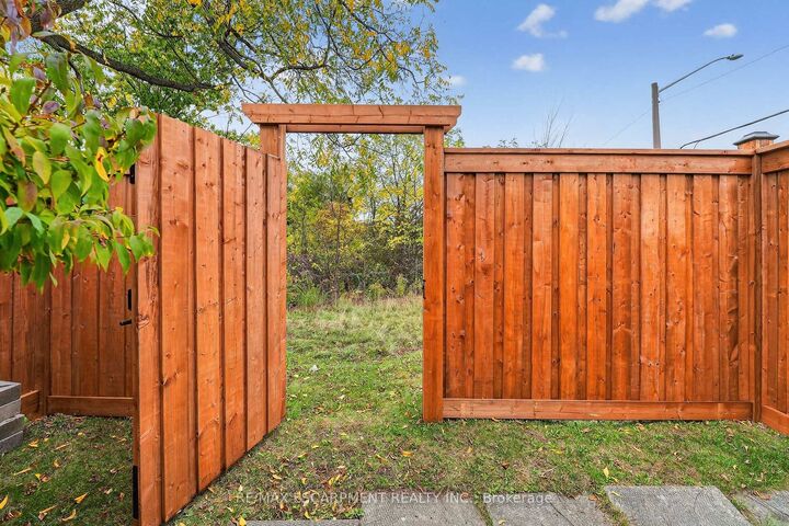 Property Photo: 34 Bow Valley Drive 1 ON L8E 3L4