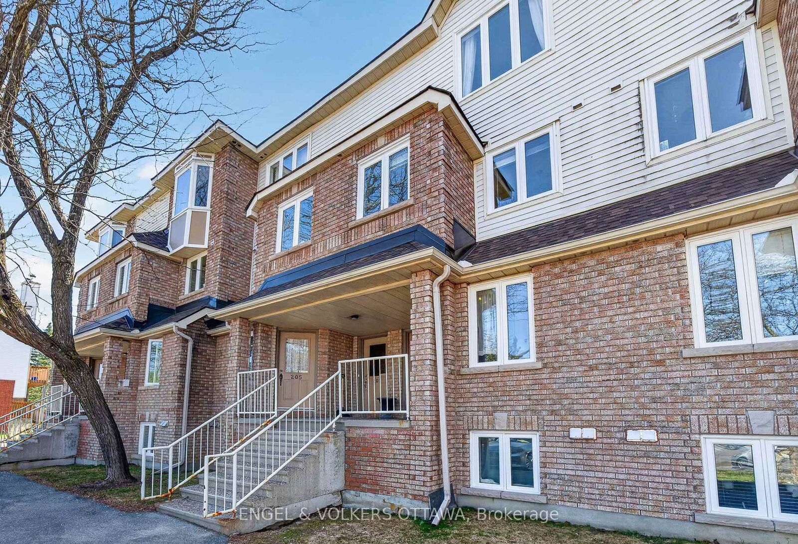 Property Photo: 211 Briston Private ON K1G 5R5