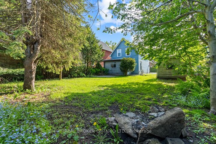 Property Photo: 1323 2nd Avenue W ON N4K 4N5