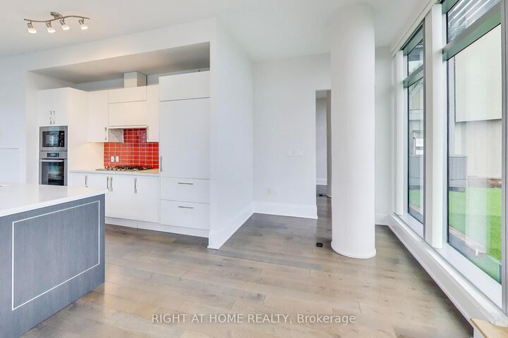 Property Photo: 39 Queens Quay E 1126 ON M5E 0A5