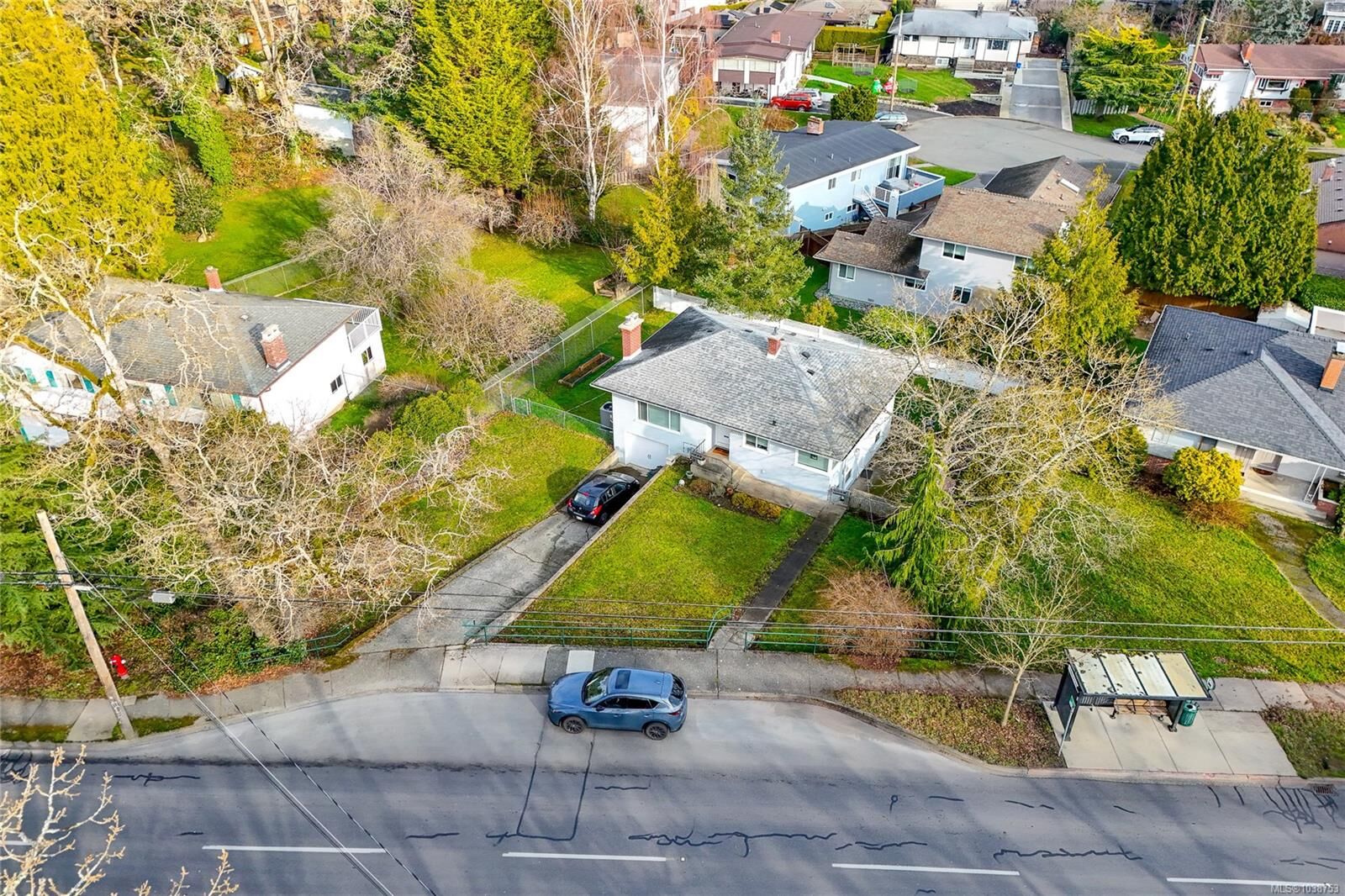 Property Photo: 4121 Quadra St BC V8X 1L1