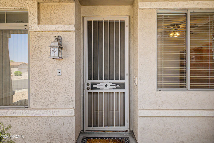 Property Photo: 1923 S Noble Street AZ 85209