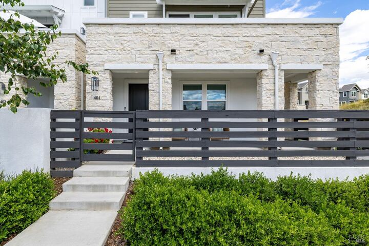 Property Photo:  401 Semillon Lane  CA 95403 
