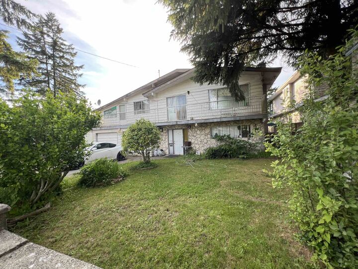 Property Photo: 13703 Grosvenor Road BC V3R 5E3