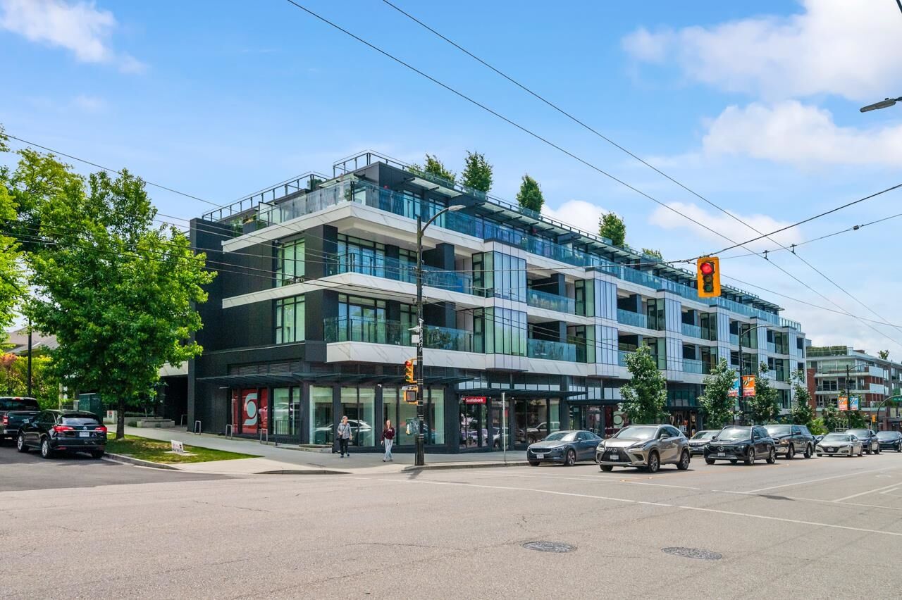 Property Photo: 3596 W 28th Avenue 201 BC V6S 2G5