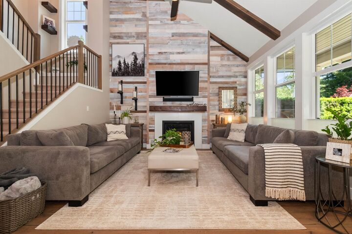 Property Photo: 43284 Water Mill Way BC V2R 0Z4