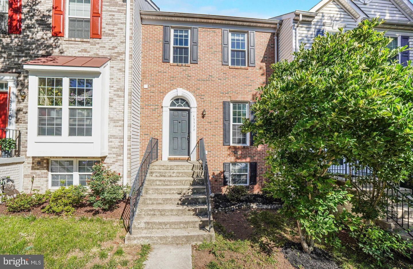 Property Photo: 45530 Grand Central Square VA 20166