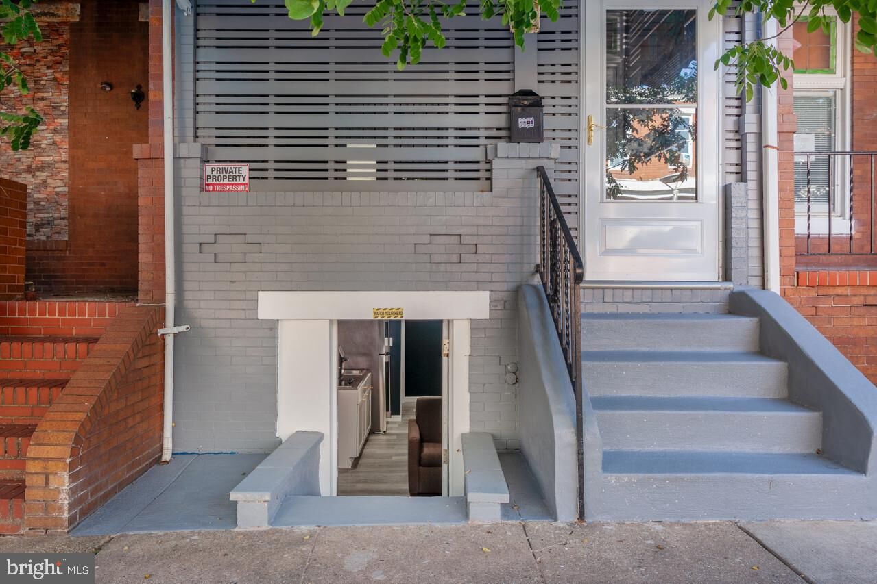 Property Photo:  610 N Robinson Street  MD 21205 