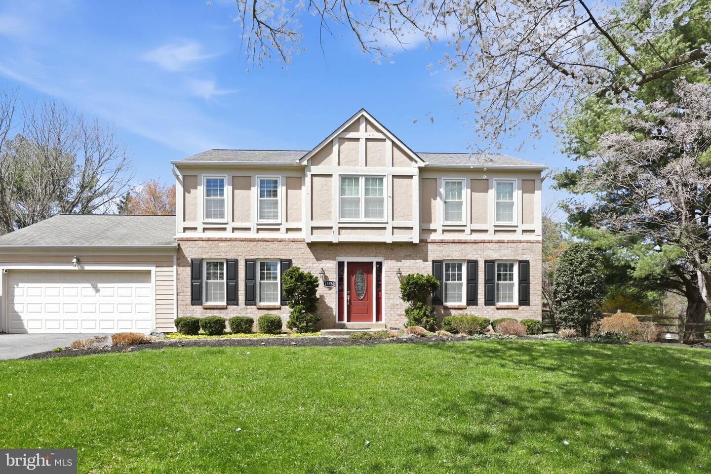 Property Photo:  13524 Straw Bale  MD 20878 