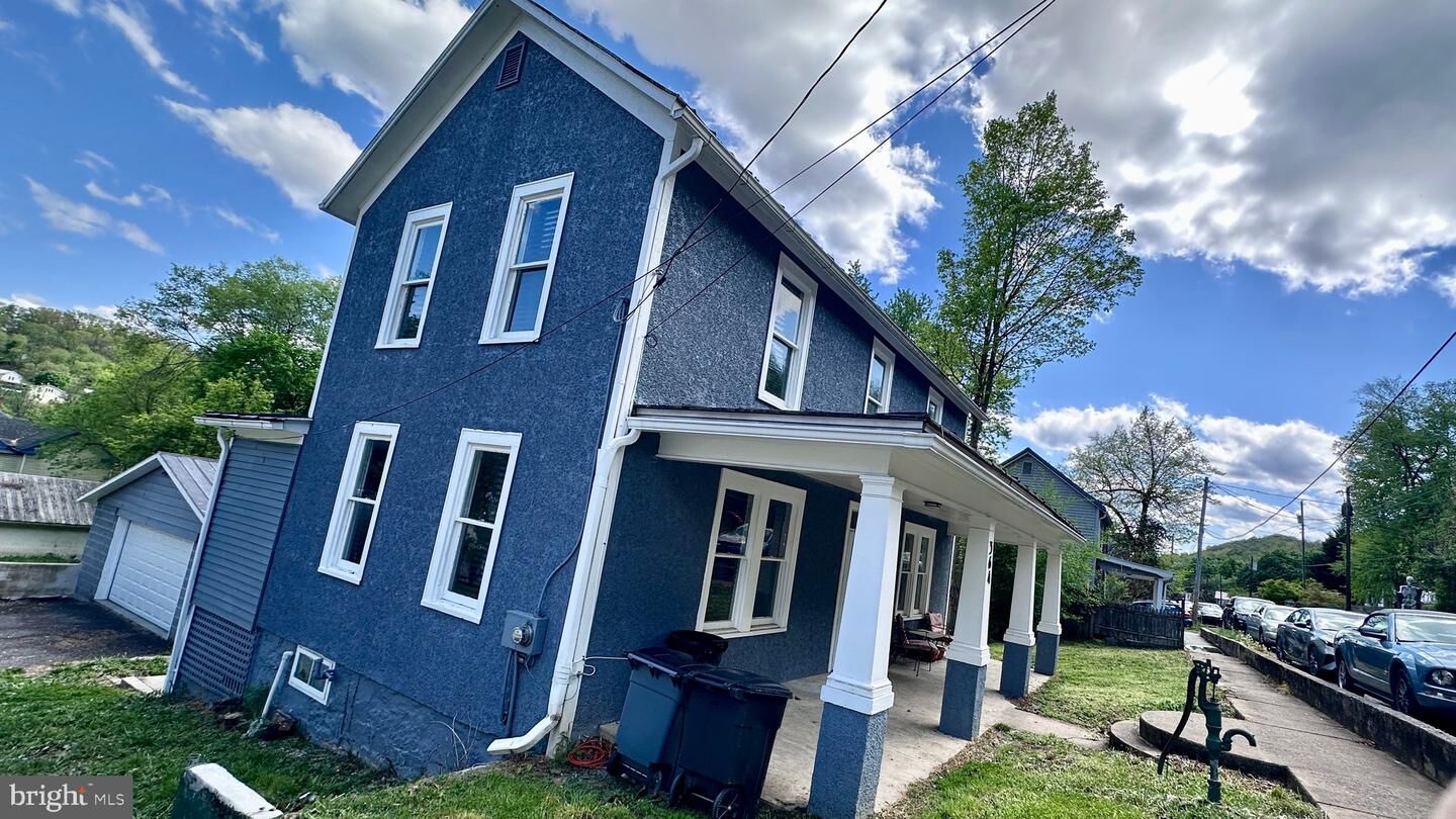 Property Photo:  364 Wilkes Street  WV 25411 
