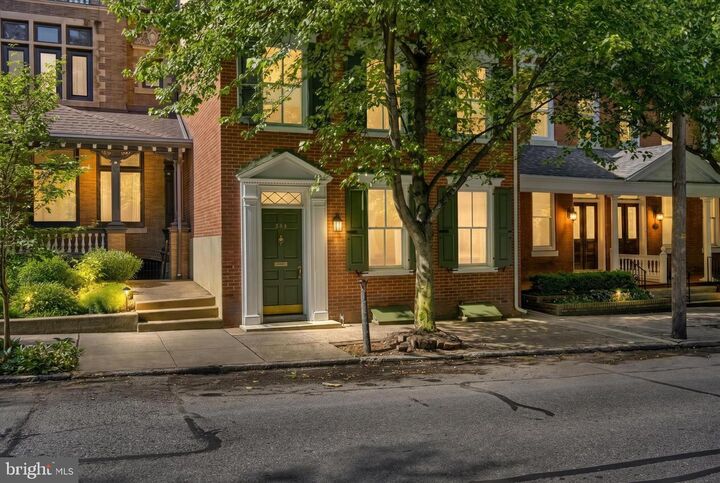 Property Photo:  333 E Orange Street  PA 17602 