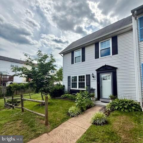 Property Photo: 8668 Woodhue Court VA 20111