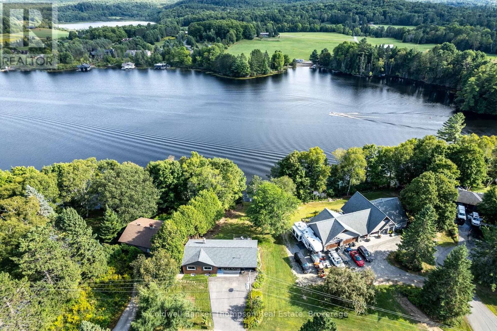 Photo de la propriété: 109 Riverside Drive ON P1H 1R6