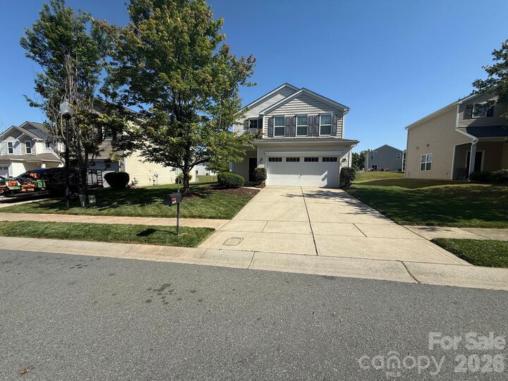 Property Photo: 10119 Green Grass Road NC 28227
