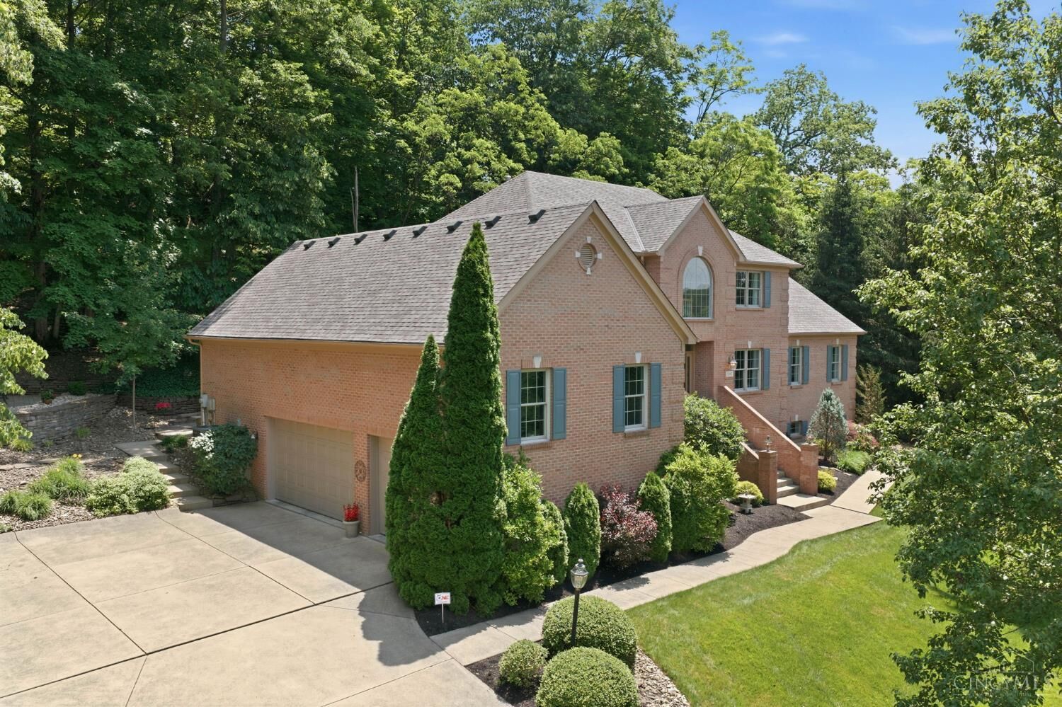 Property Photo:  1262 Mistymeadow Lane  OH 45230 