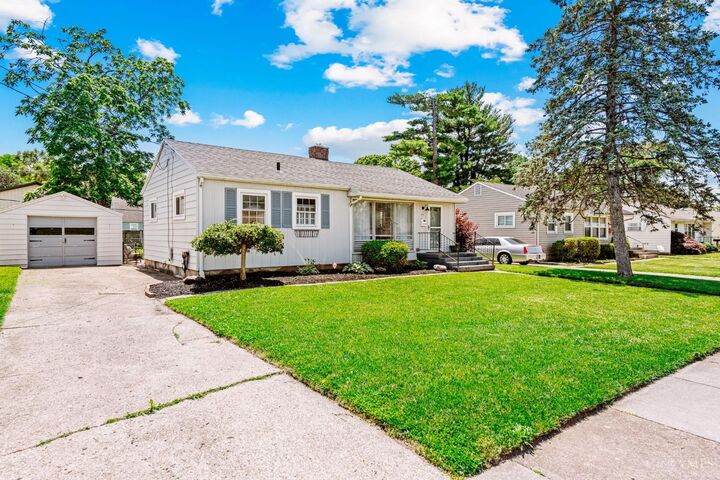Property Photo:  1219 Ellen Drive  OH 45042 