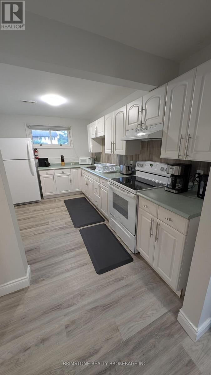Property Photo: 73 Roth Street Unit B ON L0M 1B2