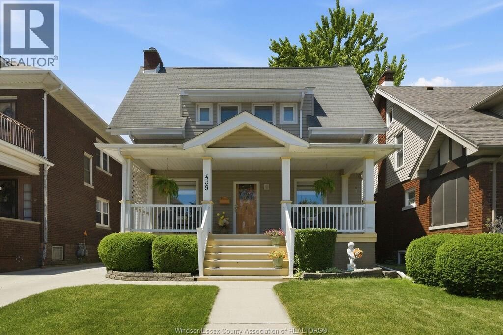 Property Photo:  439 Moy Avenue  ON N9A 2N3 