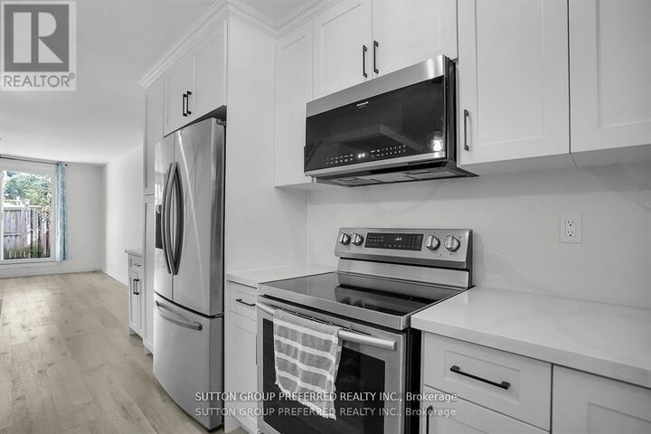 Property Photo:  1919 Trafalgar Street 88  ON N5V 1A1 
