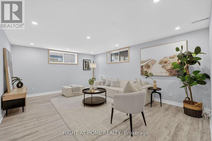 Property Photo: 30 Ptarmigan Crescent ON M3A 1W3