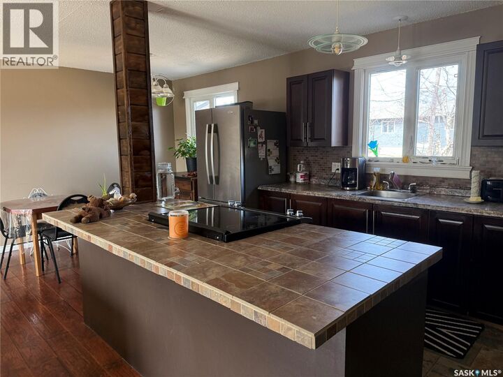 Property Photo: 503 Cook Crescent SK S0J 1L0