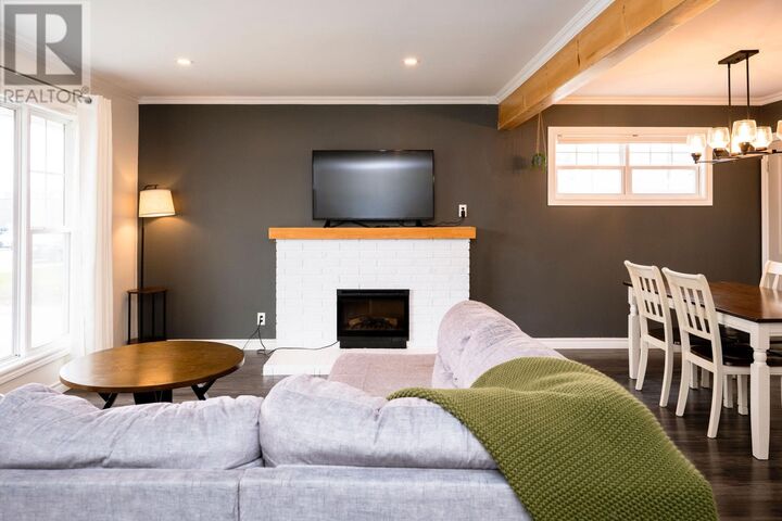 Property Photo:  166 Airport Boulevard  NL A1V 1K5 