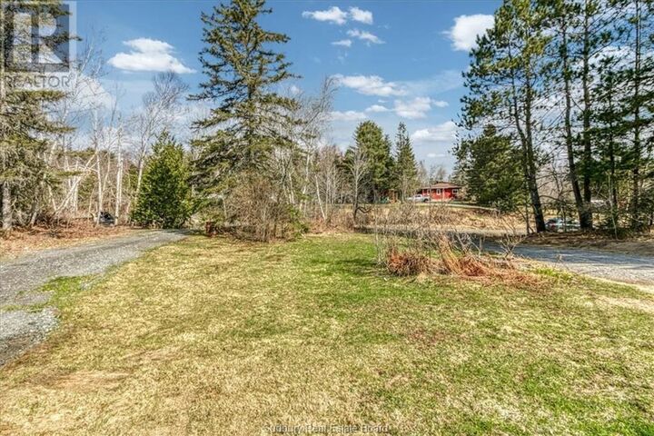Property Photo: 58 Whippoorwill Road ON P3E 4N1