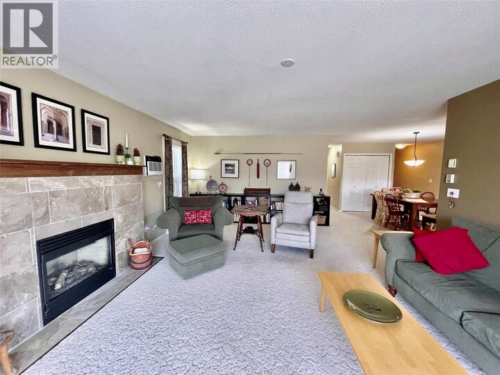 1672 Thayer Court — photo 1