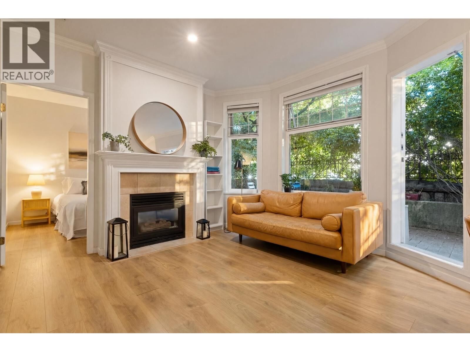 Property Photo:  2588 Alder Street 102  BC V6H 4E3 