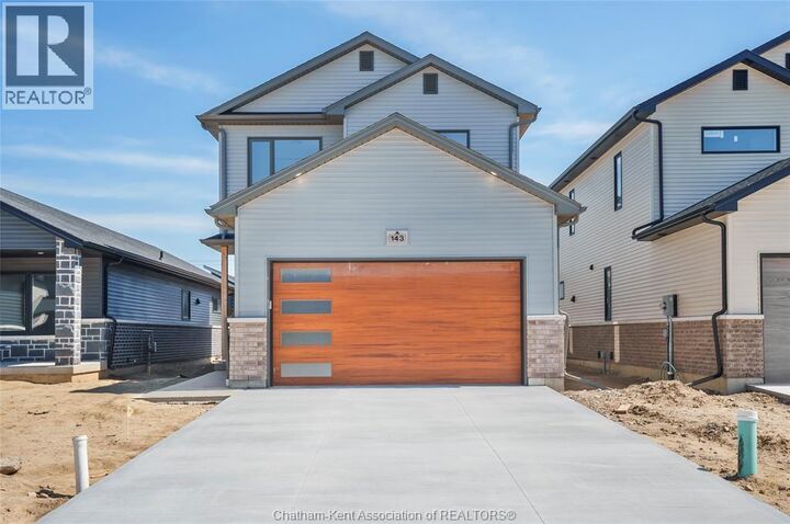 Property Photo:  199 Ironwood Trail  ON N7M 0T3 