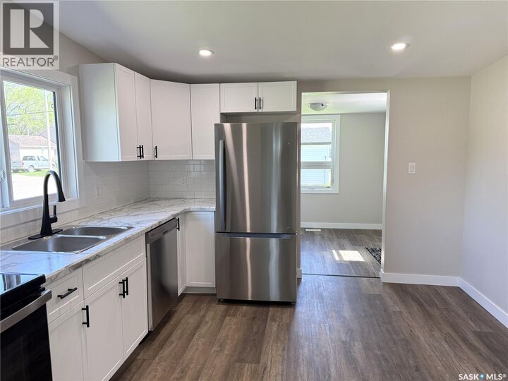 Property Photo: 212 Garfield Street SK S0G 1A0