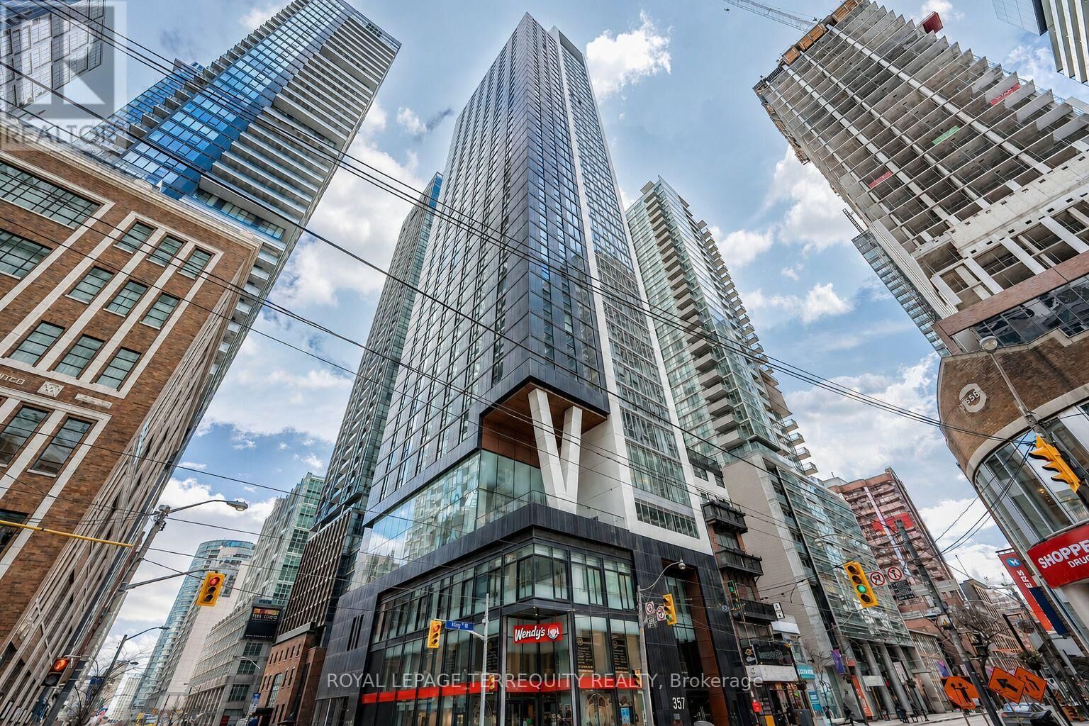 Property Photo:  357 King Street West 3307  ON M5V 0S7 