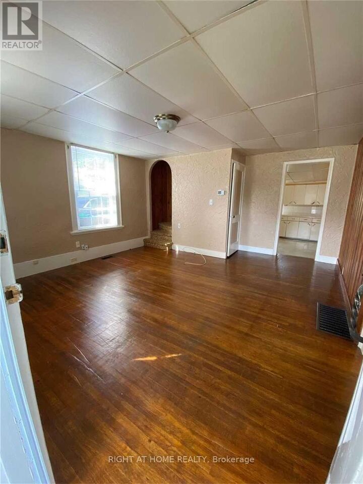 Property Photo: 7870 Yonge Street ON L9S 1L4