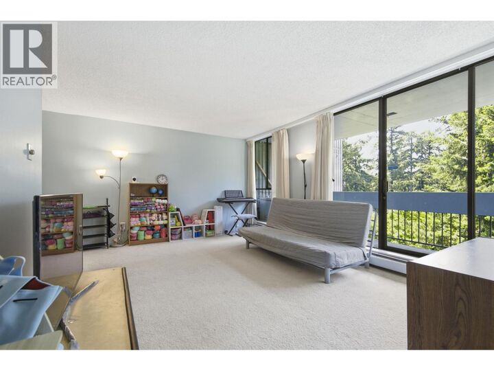 Property Photo:  6689 Willingdon Avenue 801  BC V5H 3Y8 