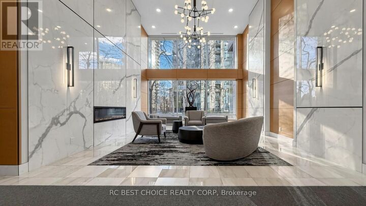 Property Photo: 4968 Yonge Street 2902 ON M2N 7G9