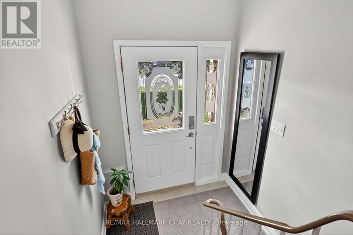 Property Photo:  46 Essa Road Lower Unit  ON L9R 1N6 