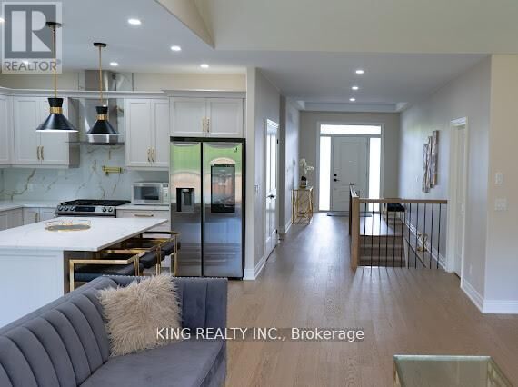 Property Photo: 1043 Kettle Court ON L2A 0E7