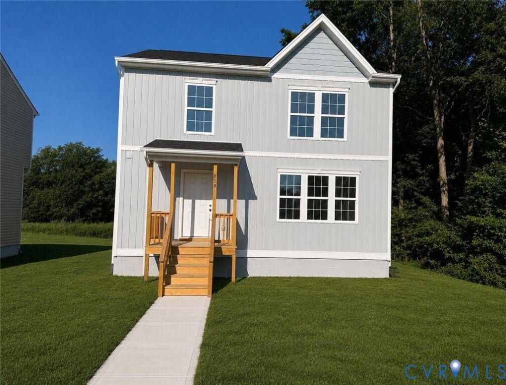 Property Photo:  819 Kirby Street  VA 23181 