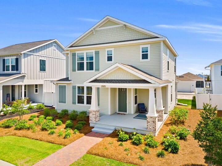 Property Photo:  2005 Kingfisher Court  FL 32405 
