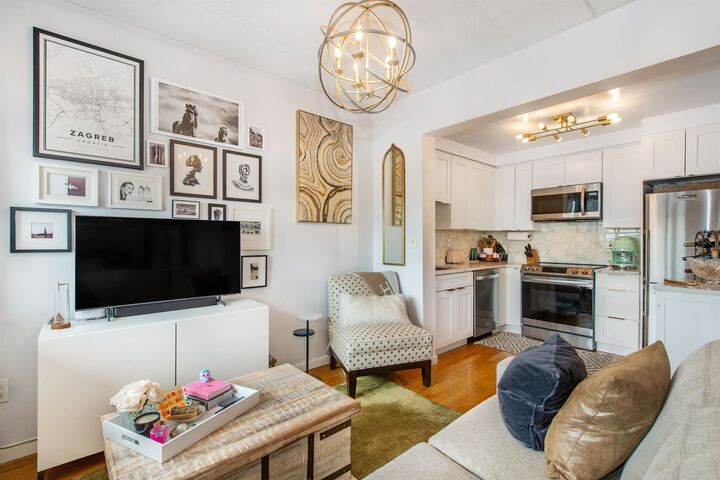Property Photo:  463 1st St 5A  NJ 07030-1843 