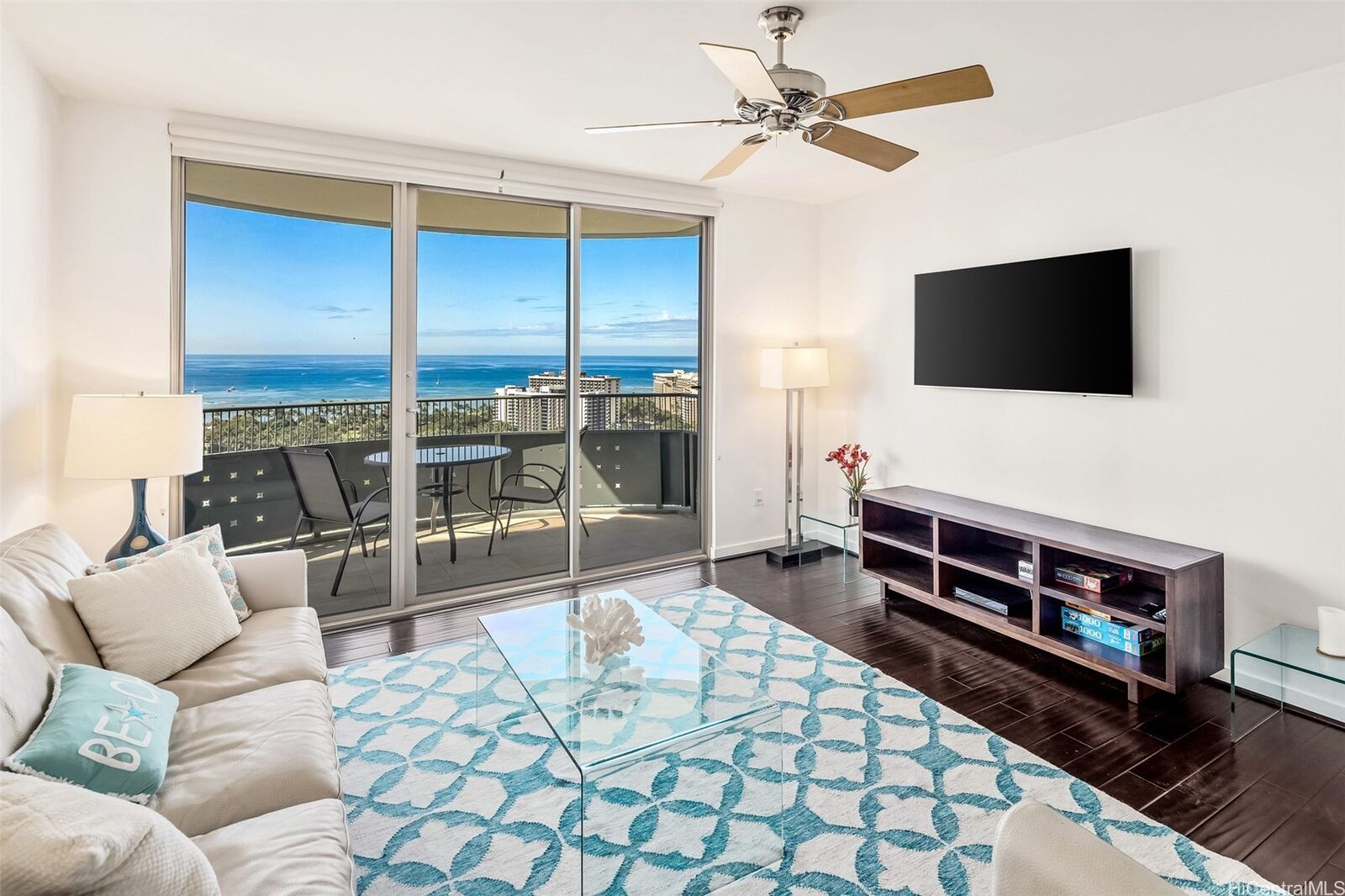 Property Photo: 421 Olohana Street 2502 HI 96815