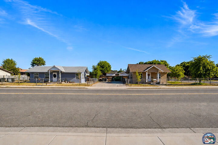 Property Photo:  340 326 W 9th St  CA 92250 